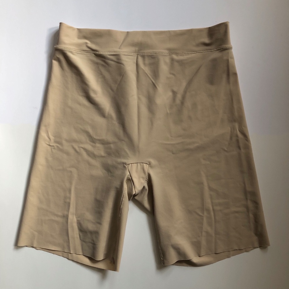 NWOT GAP Body Shape Wear Pant Nude SM